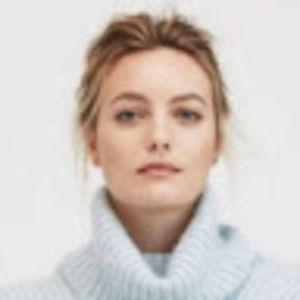 Meet your Posher, Leila